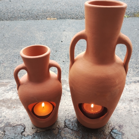 Photo of terracotta amphorae suitable for patio lights