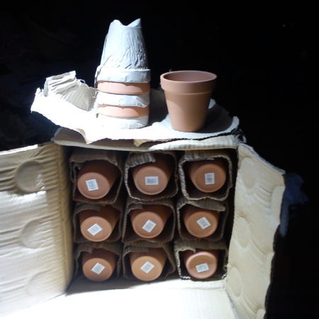 Standard Terracotta Plant Pots in Bulk